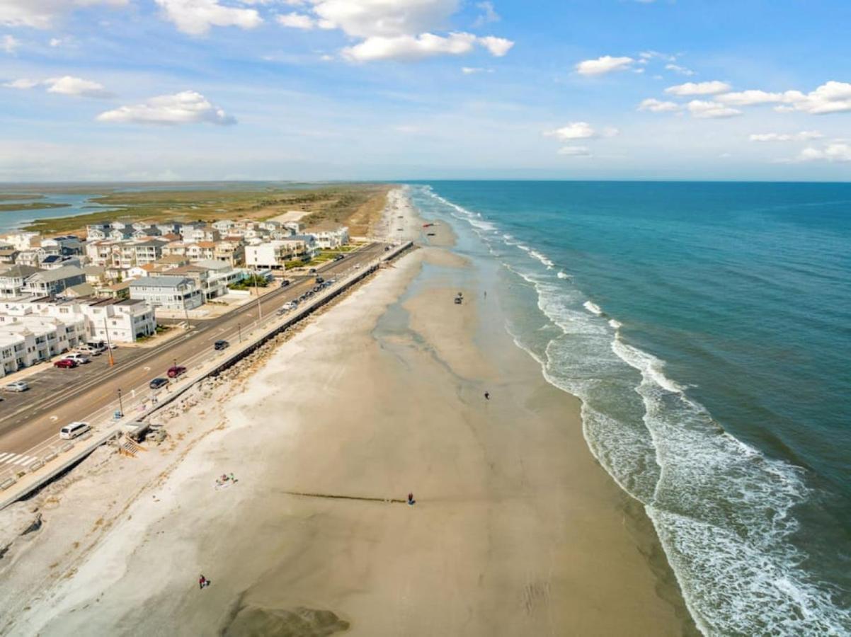 Spectacular 3 Bedroom Condo One Block To The Beach Бригантина Экстерьер фото